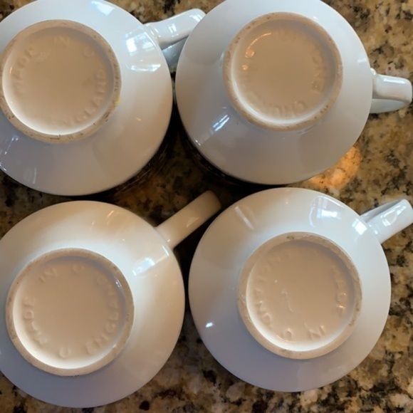 Vintage Churchill Blue Willow Ware set of 4 Tea Cups - Picture 12 of 14